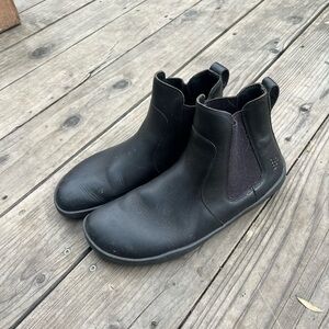 Womens Vivobarefoot Chelsea boots s:42